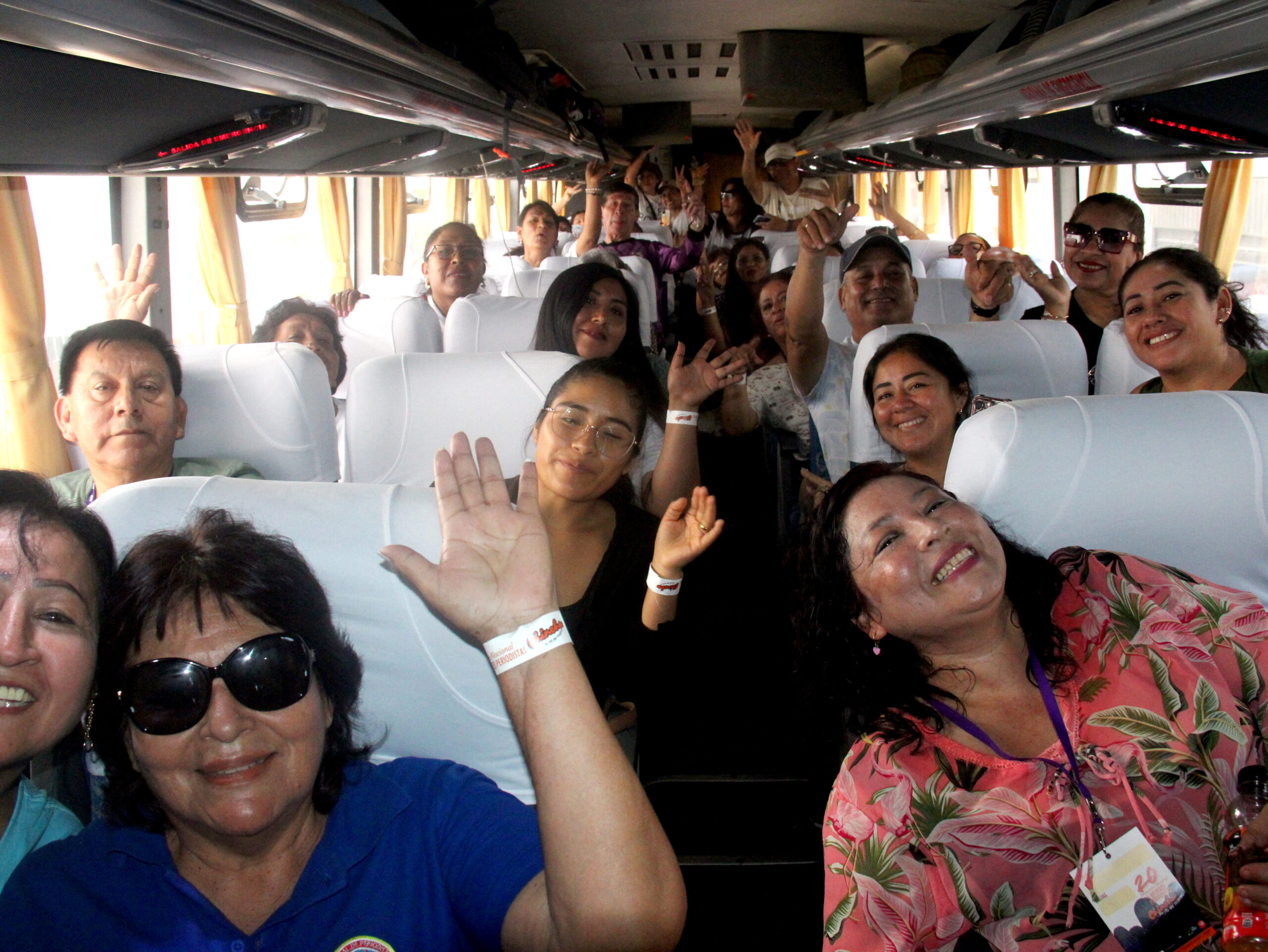20 Encuentro Nacional de Mujeres Periodistas: Delegaciones rumbo a Chincha