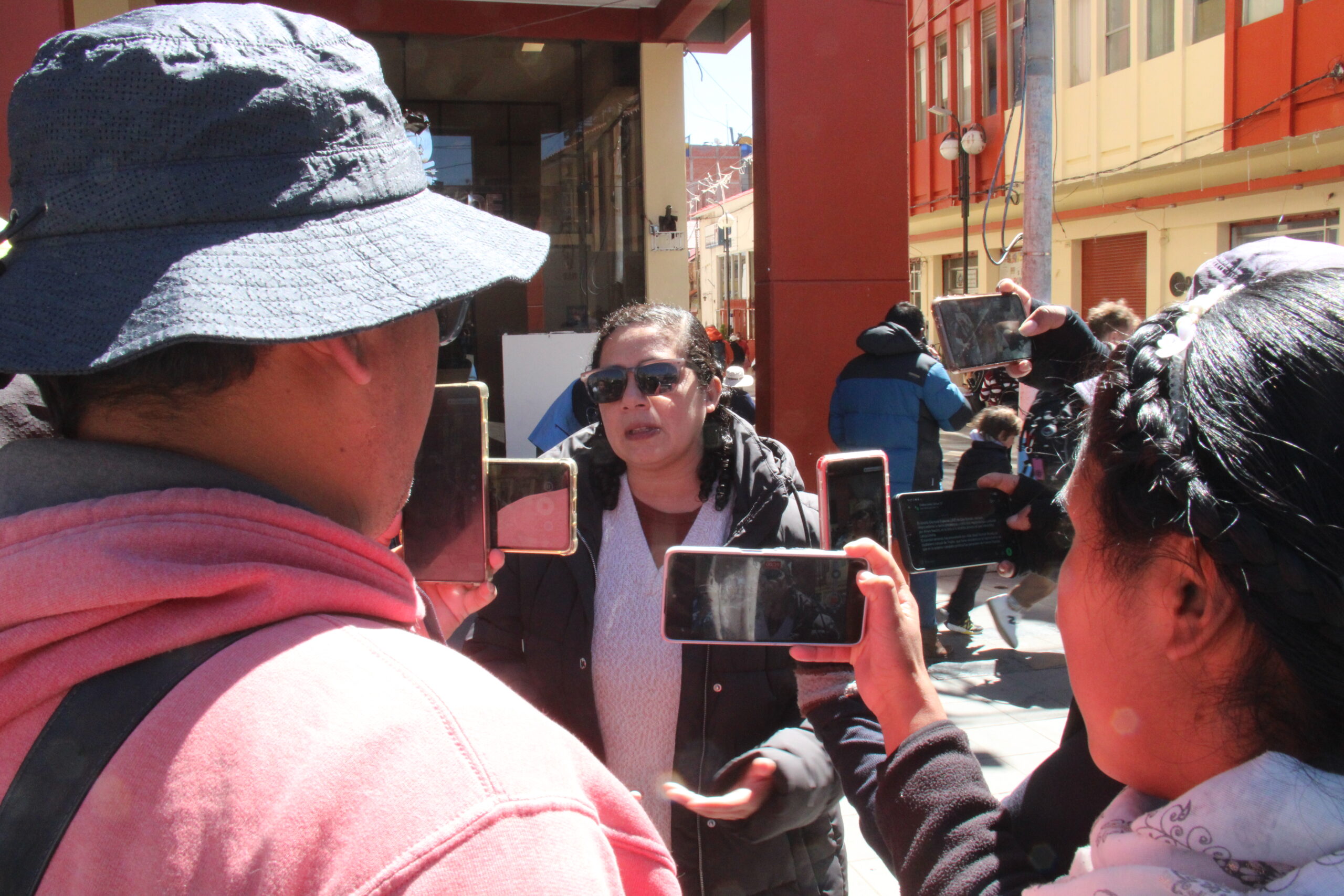 Presidenta ANP declaró a medios locales de Puno al inicio de misión gremial
